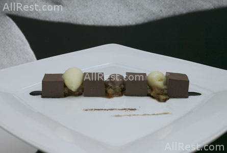 Hotel Petit Palace Embassy 14